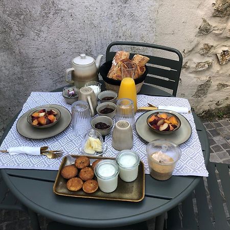 Les Troglos De La Tufoliere Acomodação com café da manhã Rochecorbon Exterior foto