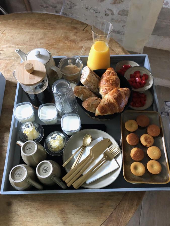 Les Troglos De La Tufoliere Acomodação com café da manhã Rochecorbon Exterior foto